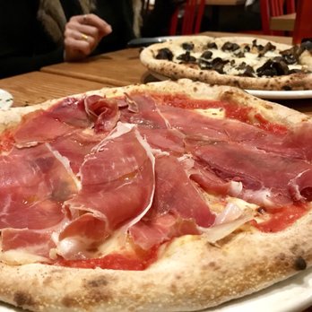 Pizzeria Libretto Danforth - Pizza Near Me - Toronto, Ontario Pizzeria Libretto Danforth - Pizza Near Me - Toronto, Ontario