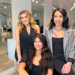 Glisten Beauty Bar