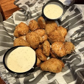 Smokey Bones Pittsburgh - Fried pickles - Barbeque Near Me - Pittsburgh, Pennsylvania Smokey Bones Pittsburgh - Fried pickles - Barbeque Near Me - Pittsburgh, Pennsylvania