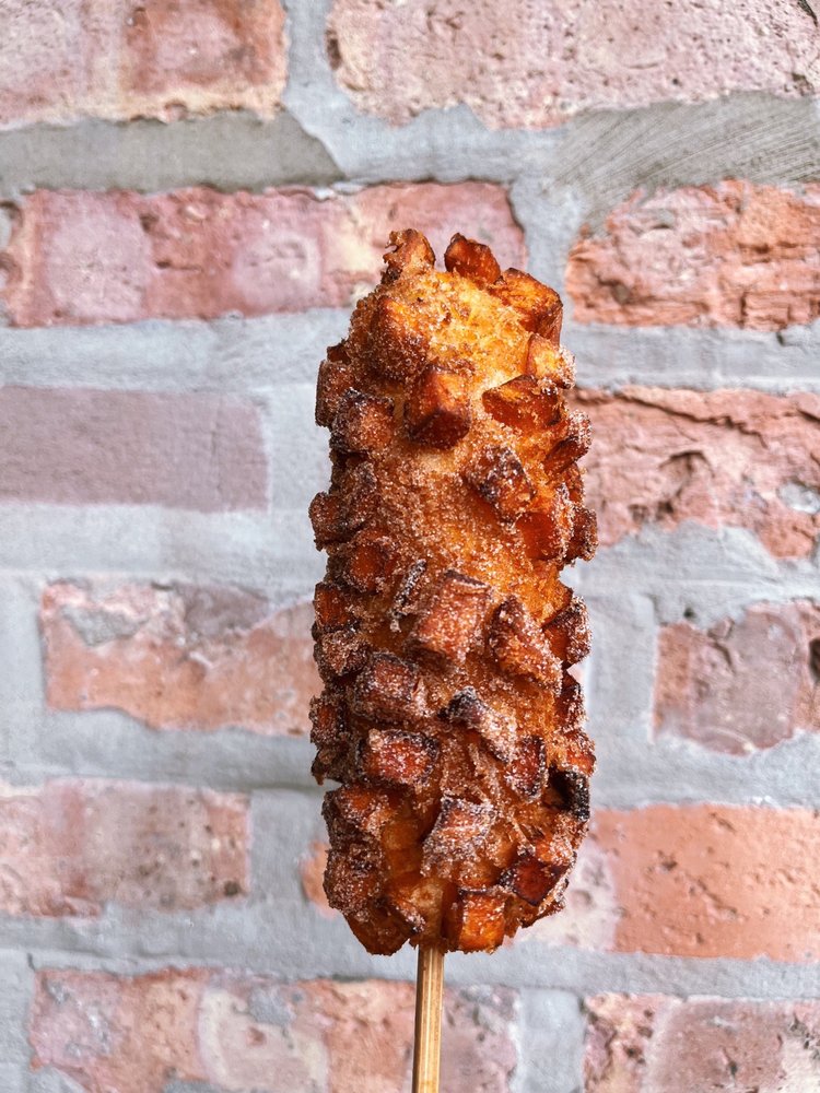 KONG DOG Updated November 2024 138 Photos & 103 Reviews 1424 W