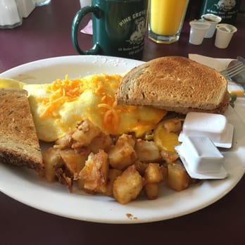 Pine Grove Diner - Veggie Omelette - Diners Near Me - Granville, New York Pine Grove Diner - Veggie Omelette - Diners Near Me - Granville, New York