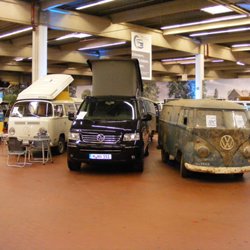 "Bulli Klassik Tour" - Zwei Camper im Vergleich, dazu ein Scheunenfund der ersten Serie.