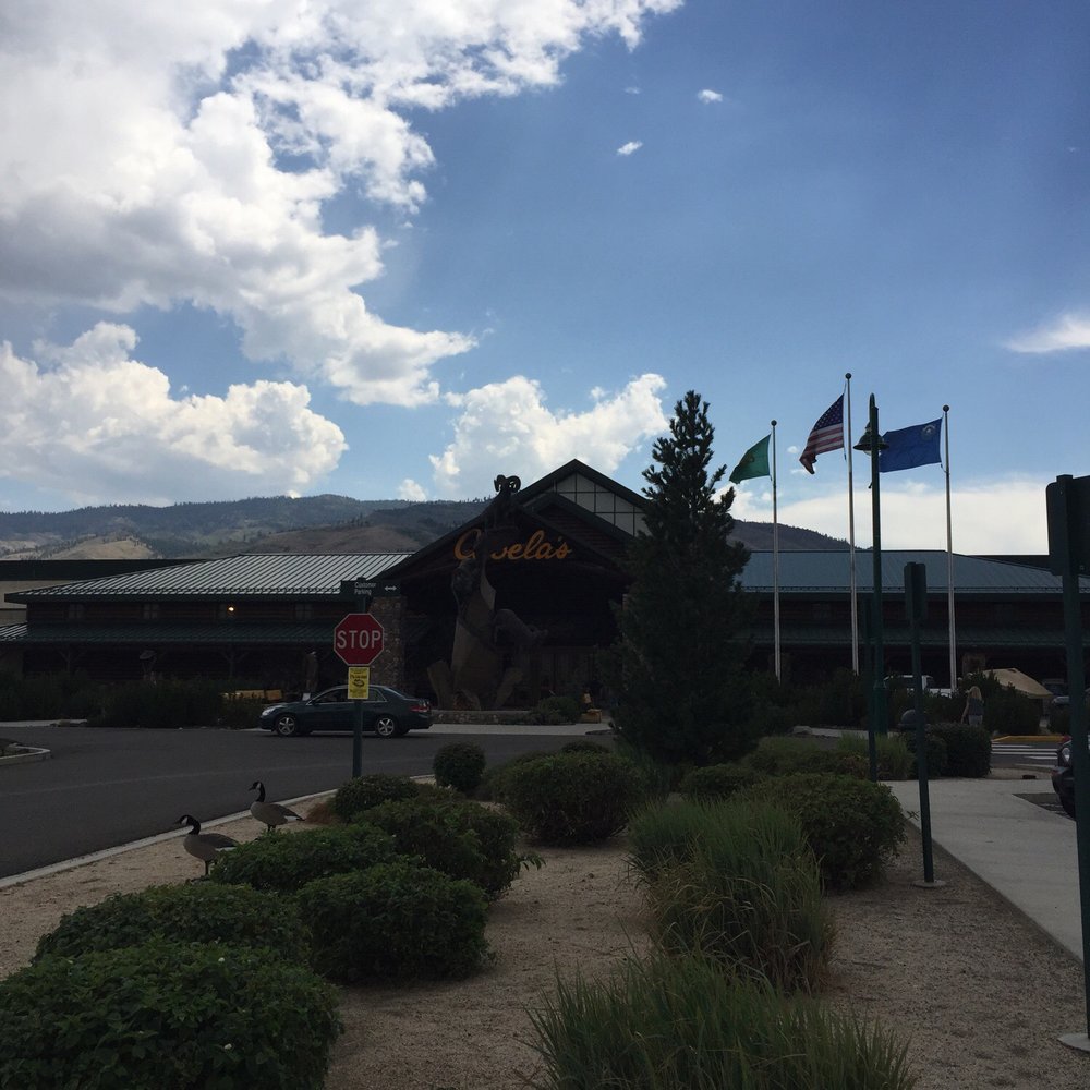 Cabela's - Guns & Ammo Near Me - Verdi, Nevada
