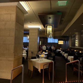 Eddie V's Prime Seafood - Inside - Steakhouses Near Me - Pittsburgh, Pennsylvania Eddie V's Prime Seafood - Inside - Steakhouses Near Me - Pittsburgh, Pennsylvania