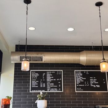 Big Shoulders Coffee - Menu - Coffee & Tea Near Me - Chicago, Illinois