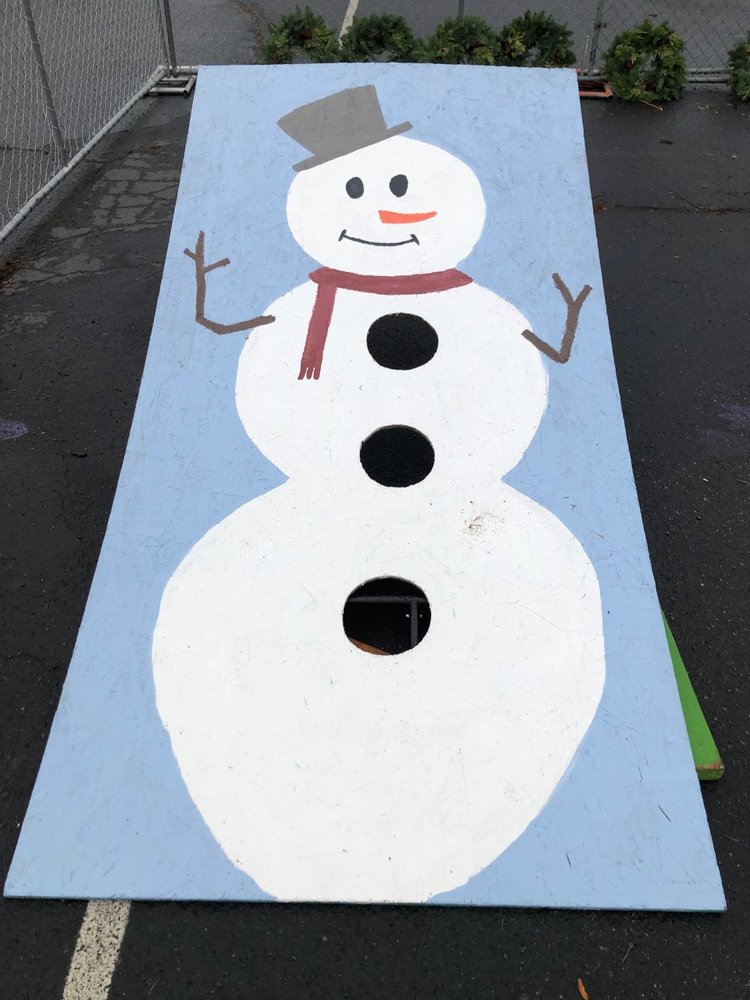 GREEN LAKE ELEMENTARY HOLIDAY CHRISTMAS TREE SALE 2400 N 65th St