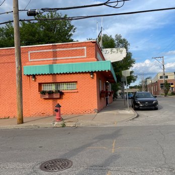 Le Fou Frog - French Near Me - Kansas City, Missouri