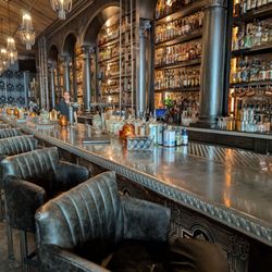 Lake Effect - Inside bar. A vibe!