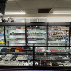 Paradise Tobacco & Vape - Delta 8/ Concentrate Vapes
