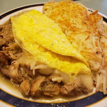 Papa's New Roost - Chili Verde Omelet - American Near Me - Sonora, California