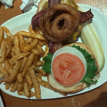 Griffin Claw Birmingham - Bronco Burger with Fries - American Near Me - Birmingham, Michigan