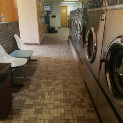 Suds America Laundromat - clean and orderly