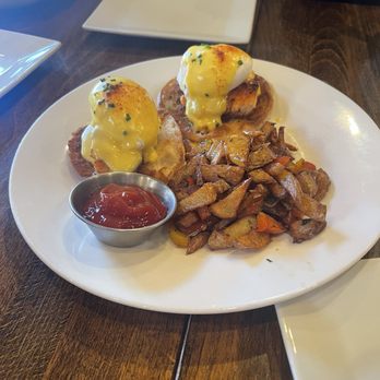 Back Bistro - Salmon Benedict - New American Near Me - Folsom, California Back Bistro - Salmon Benedict - New American Near Me - Folsom, California