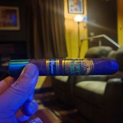 Cigars And More - Spicy and creamy for a rainy Friday night- E.P. Carillo Allegiance