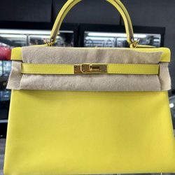 Luxury 24-7 - Hermes Kelly 32