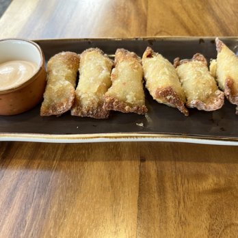 Warike Restobar - Fried wontons with crab - Latin American Near Me - Santa Rosa, California Warike Restobar - Fried wontons with crab - Latin American Near Me - Santa Rosa, California