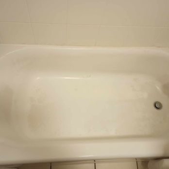 Residence Inn Florence - The bathroom was tiny. The tub was gross and discolored due to the paint peeling off. - Hotels Near Me - Florence, Alabama Residence Inn Florence - The bathroom was tiny. The tub was gross and discolored due to the paint peeling off. - Hotels Near Me - Florence, Alabama