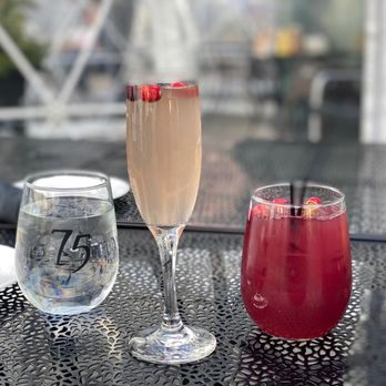 75 on Liberty Wharf - Delicious seasonal cocktails - New American Near Me - Boston, Massachusetts 75 on Liberty Wharf - Delicious seasonal cocktails - New American Near Me - Boston, Massachusetts