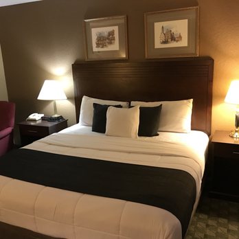 FairBridge Inn & Suites - The comfy king bed - Hotels Near Me - Leavenworth, Washington FairBridge Inn & Suites - The comfy king bed - Hotels Near Me - Leavenworth, Washington