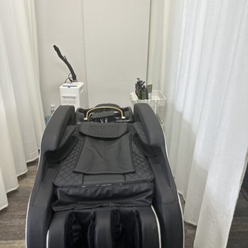M Head Spa - Comfortable chair - Hair Loss Centers Near Me - Rosemead, California M Head Spa - Comfortable chair - Hair Loss Centers Near Me - Rosemead, California