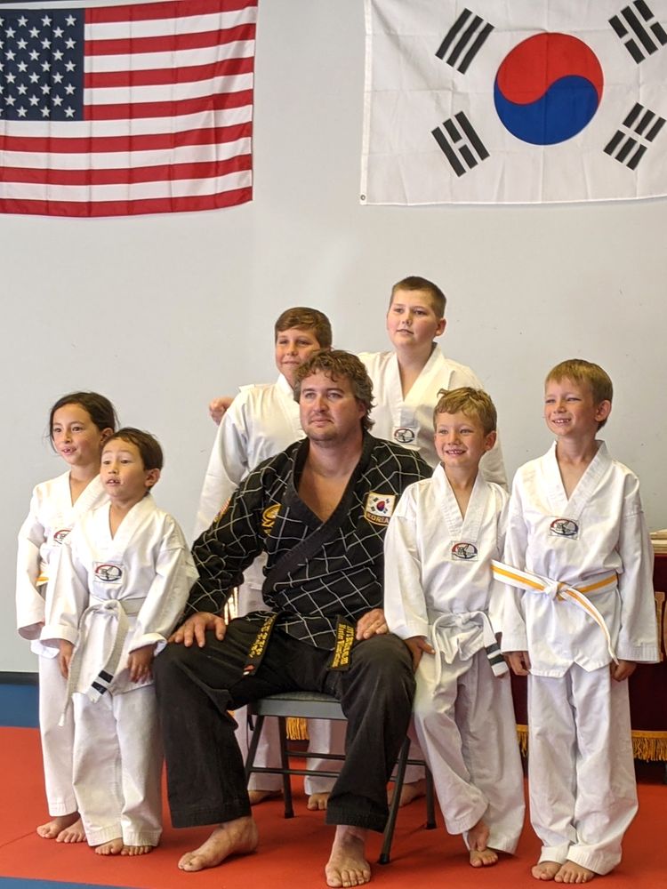Dragon Martial Arts Academy Logo