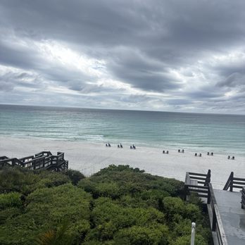 Seacrest Beach - Chair & Umbrella rentals (Dillion's to the right) - Beaches Near Me - Seacrest Beach, Florida Seacrest Beach - Chair & Umbrella rentals (Dillion's to the right) - Beaches Near Me - Seacrest Beach, Florida