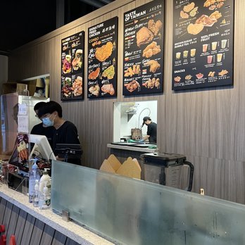 Monga - Inside view - Chicken Shop Near Me - Mississauga, Ontario Monga - Inside view - Chicken Shop Near Me - Mississauga, Ontario