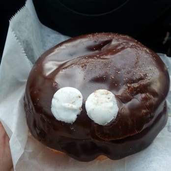 Voodoo Doughnut - Portland Creme - Donuts Near Me - Denver, Colorado Voodoo Doughnut - Portland Creme - Donuts Near Me - Denver, Colorado