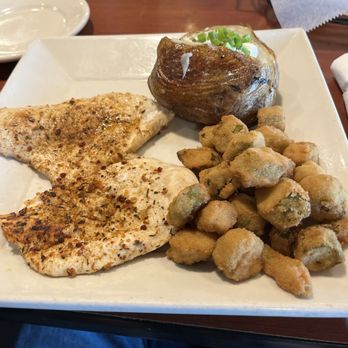 O'Charley's Restaurant & Bar - Grilled Chicken Breast Family-Style Meal - American Near Me - Canton, Georgia