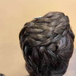 Empire Beauty School - Up do