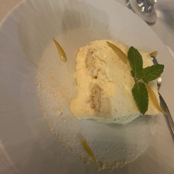 Mona Lisa Mare E Monti - The photo doesn't do it justice, my buddy had one and finished before I got half way (orange tiramisu) - Italian Near Me - San Francisco, California