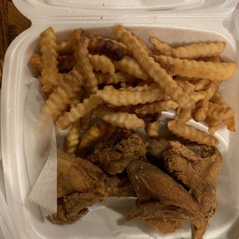 Chics Catering And Bakery - Chicken wings - Fast Food Near Me - Natchez, Mississippi Chics Catering And Bakery - Chicken wings - Fast Food Near Me - Natchez, Mississippi