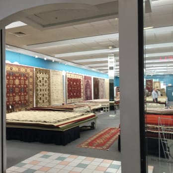 Boston Bargain Outlet - Boston Bargain Outlet of East Walpole -- Walpole Mall : 90 Providence Highway / Route 1, East Walpole          Interior - Rugs Near Me - Walpole, Massachusetts