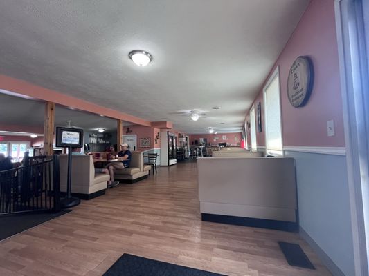 Cook's Boathouse Restaurant by null