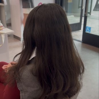 Blo Blow Dry Bar - Before - Blow Dry/Out Services Near Me - Porter Ranch, California Blo Blow Dry Bar - Before - Blow Dry/Out Services Near Me - Porter Ranch, California