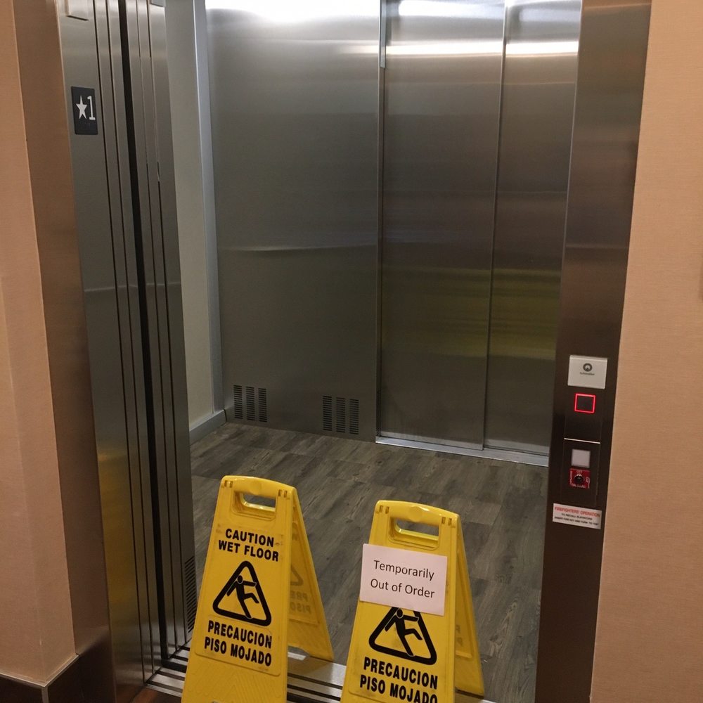 Hampton Inn & Suites Grants Pass - Broken down elevator - Hotels Near Me - Grants Pass, Oregon Hampton Inn & Suites Grants Pass - Broken down elevator - Hotels Near Me - Grants Pass, Oregon