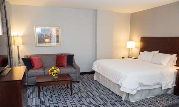 Hampton Inn & Suites Providence Downtown by null