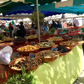 Marché d'Ajaccio - Olives! Olives! Olives! - Farmers Market Near Me - Ajaccio, 2A
