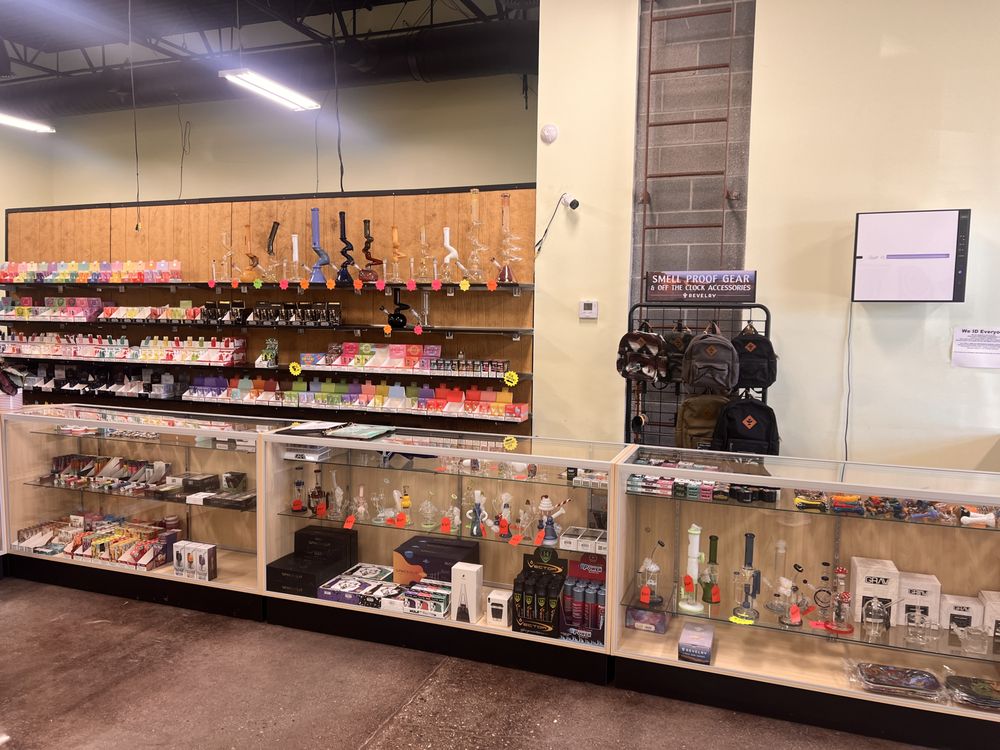 RIVERWALK VAPORS Updated September 2024 981 S Main St, Logan, Utah