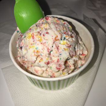 Creamistry - Fruity pebble - Desserts Near Me - Houston, Texas