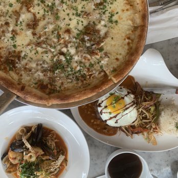 Caffe Concerto - Gorgonzola Pizza - Pizza Near Me - Los Angeles, California Caffe Concerto - Gorgonzola Pizza - Pizza Near Me - Los Angeles, California
