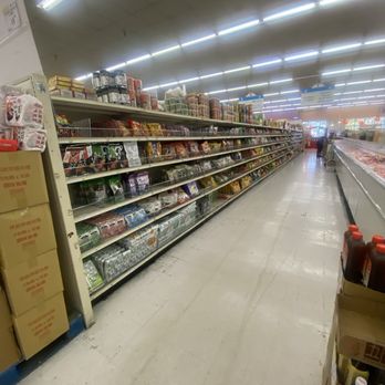Hashi Market - Long wide aisles - International Grocery Near Me - Union City, California Hashi Market - Long wide aisles - International Grocery Near Me - Union City, California