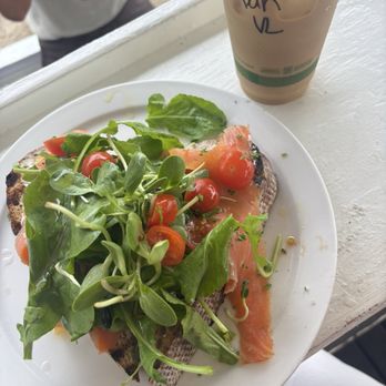 Hanalei Bread Company - Fancy Toast + Vanilla Latte - Breakfast & Brunch Near Me - Hanalei, Hawaii Hanalei Bread Company - Fancy Toast + Vanilla Latte - Breakfast & Brunch Near Me - Hanalei, Hawaii