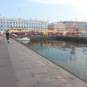 Kauppatori - Breezy - Farmers Market Near Me - Helsinki, 18
