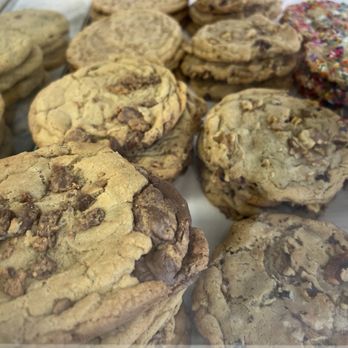 Sugarbloom Cakery And Coffee - Coffee & Tea Near Me - Redlands, California