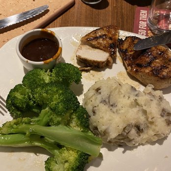 Outback Steakhouse - Steakhouses Near Me - Fairless Hills, Pennsylvania Outback Steakhouse - Steakhouses Near Me - Fairless Hills, Pennsylvania