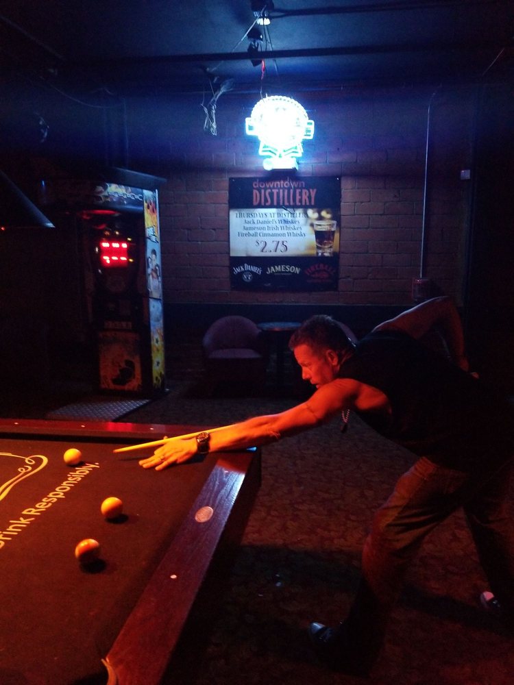 DOWNTOWN DISTILLERY 16 Photos & 47 Reviews 406 Central Ave SW