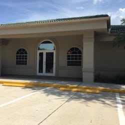 Bansal Parvesh, MD FCCP - Photo of building.