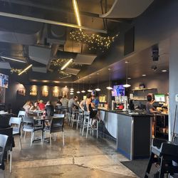 Nexus Brewery and Restaurant - Restaurant and bar area