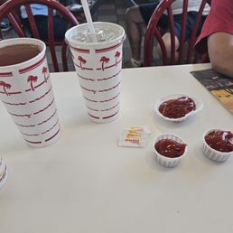 In-n-out, always one stop every visit to Cali.  I don't really do fast food now-a-days, but when I do, I do In-n-out!  Still delicious!